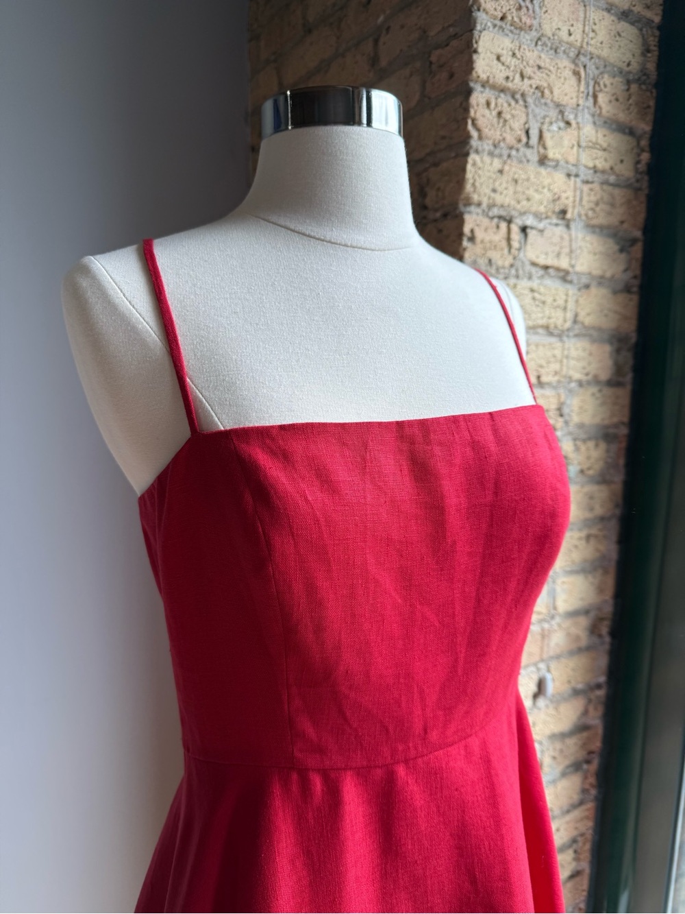 Reformation Monette Linen Dress in Cherry - Picture 9 of 14